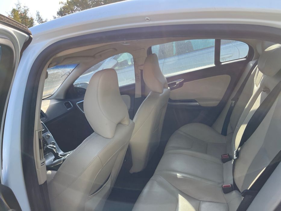 Продаю Volvo S60