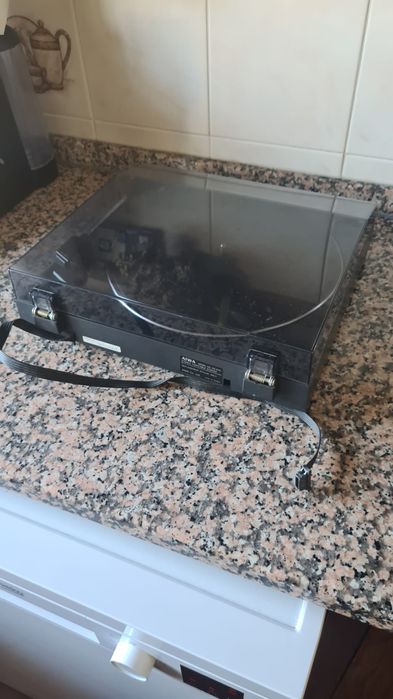 Gira discos AIWA Stereo automatic PX-E7575
