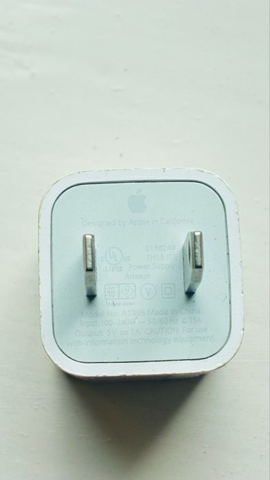 Оріг зарядка блок живлення apple a1399 a1385