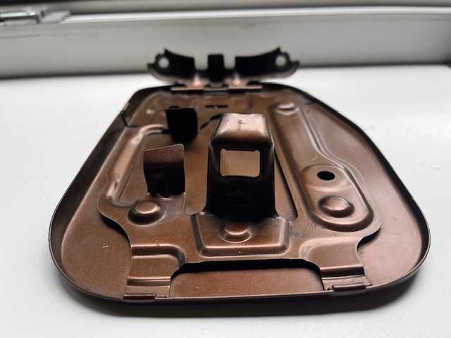 Toyota Venza  2009-2014 лючок бензобака