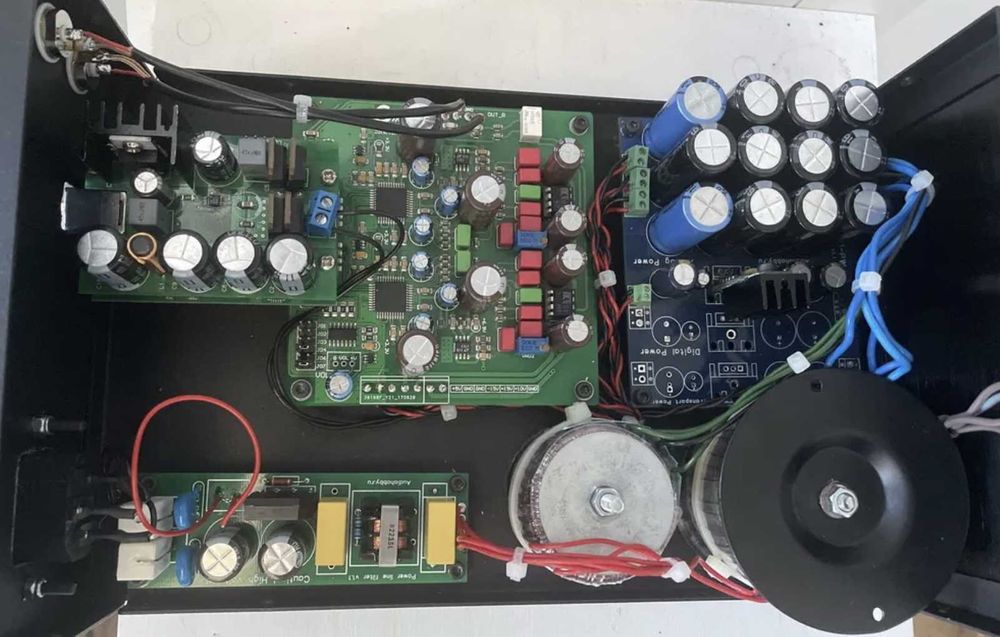 Conversor DAC topo de gama feito à mão (chip AK4495) / High-End Handmade DAC