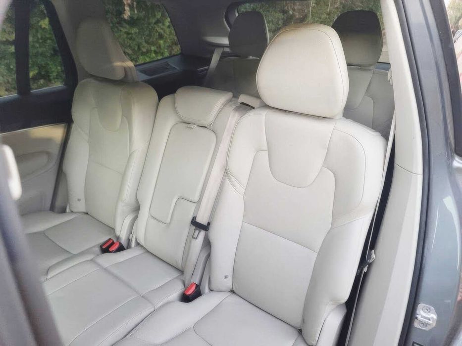 Volvo XC90 T6 Momentum      2017