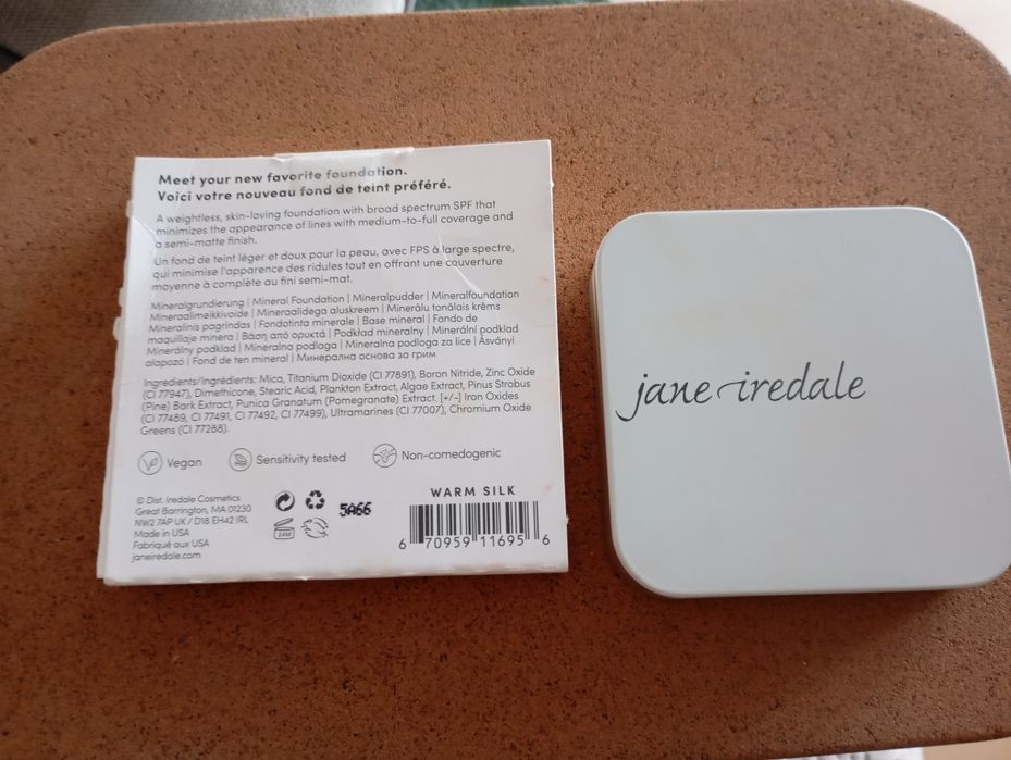 Jane Iredale mineral foundation pure pressed