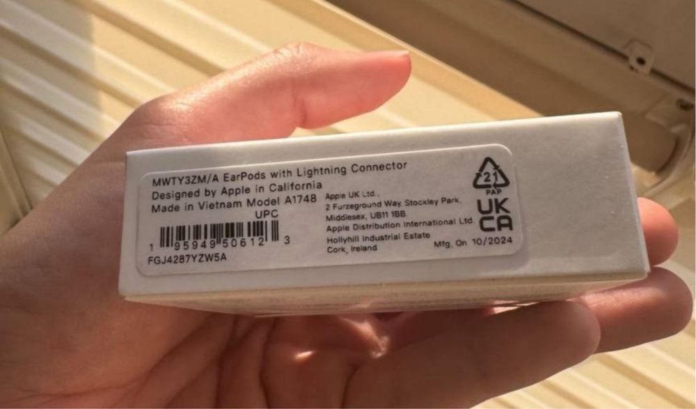 Earpods lightning еарподс наушники проводные оригинал Apple iphone