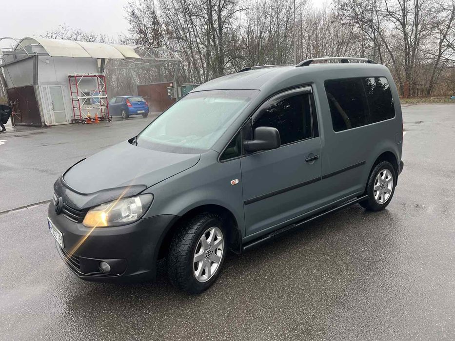 Volkswagen Caddy 1.6 дизель2011