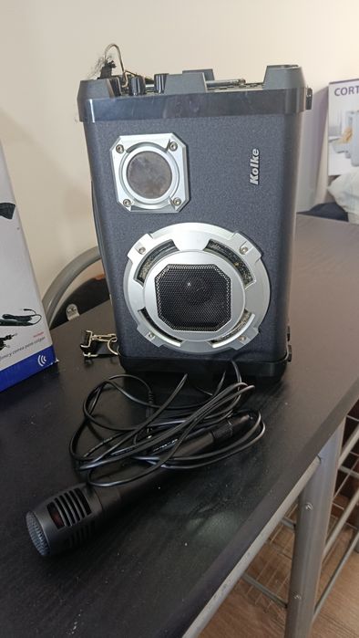 Coluna Bluetooth Portátil Kolke Urban KP-127 + Microfone Karaoke
