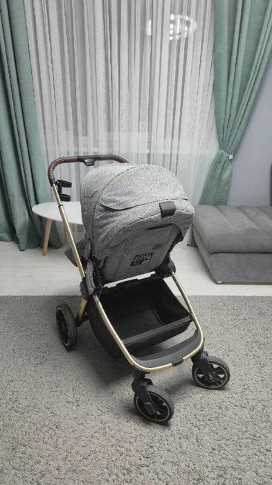 Коляска 2 в 1 Carello Epica