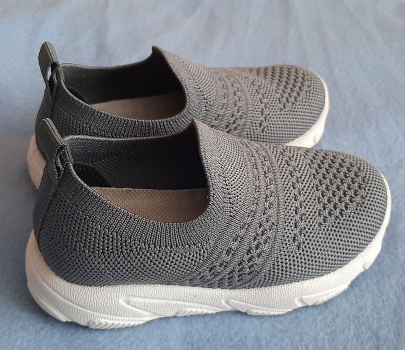 Сліпони на хлопчика р.26