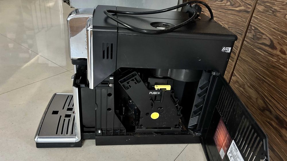 Ekspres PHILIPS 5300 LatteGo EP5330