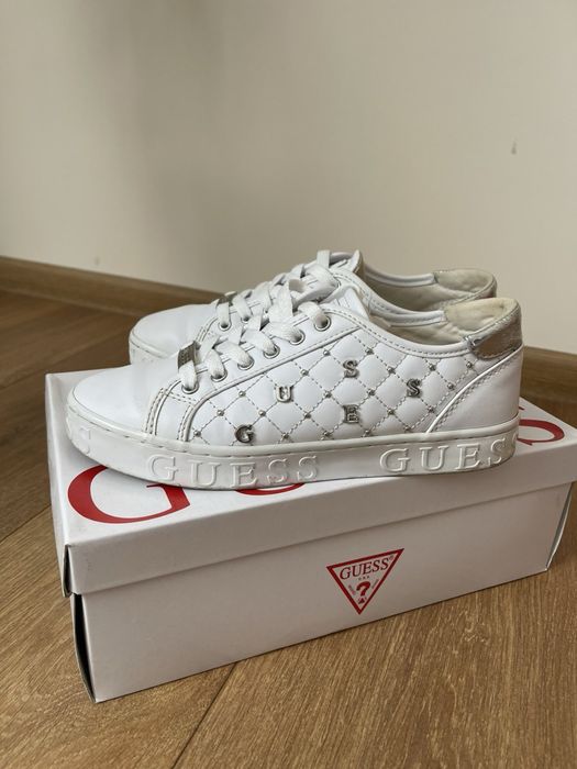 Кеди guess 37 розмір