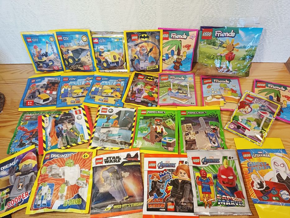 Lego City Friends Batman Minecraft Marvel Dreamz Jurassic World