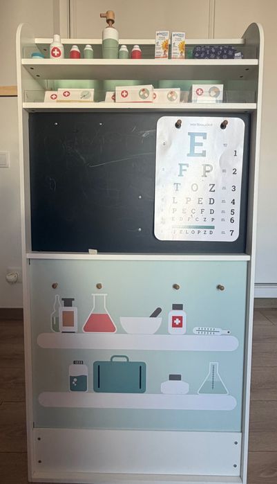 Posto médico + Farmácia infantil