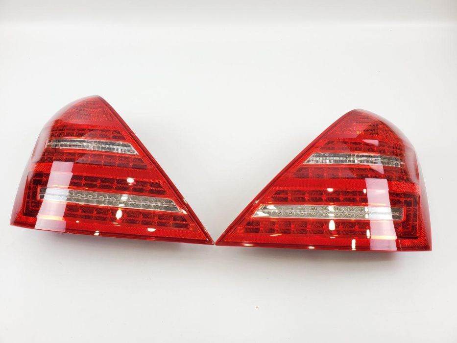 Задні фонарі стопи mercedes S w221 A2218201364 A2218201464 2006-2013
