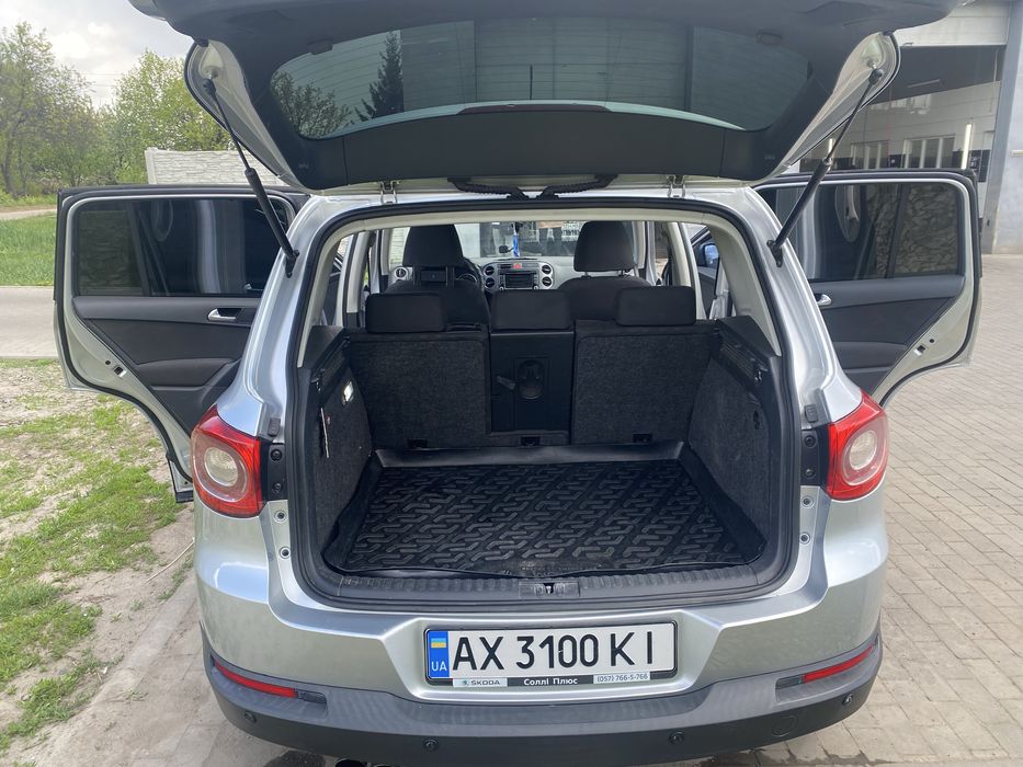 Продам тігуан 2010