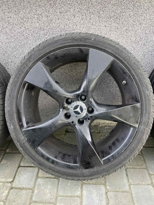 Шини з дисками  r19