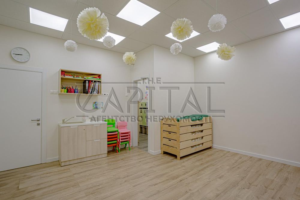 Продаж комерційногго приміщення, вул. Метрологічна, Голосіївський р-н