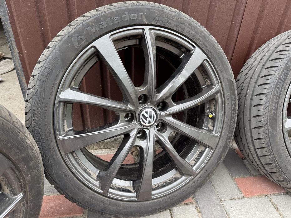 Диски + резина R18 5x112 Et38 8J. Passat Tiguan NMS CC Audi