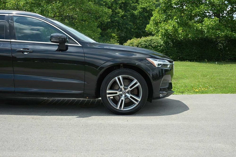 Volvo XC60 T6 Momentum      2019