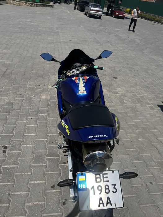 Honda cbr 600 rr