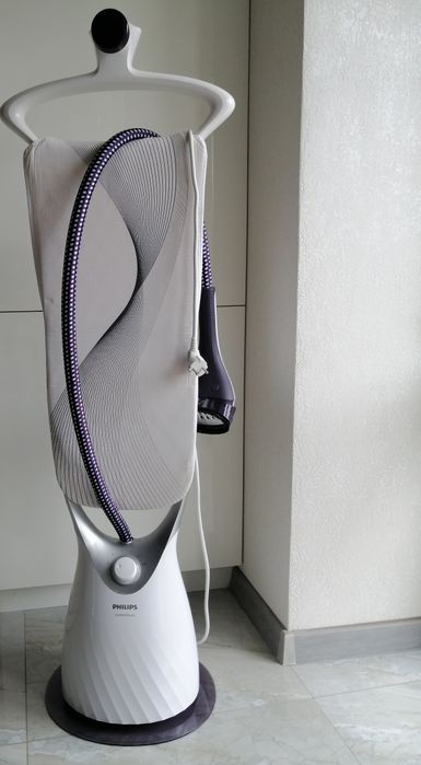 Відпарювач Philips GC 557/30