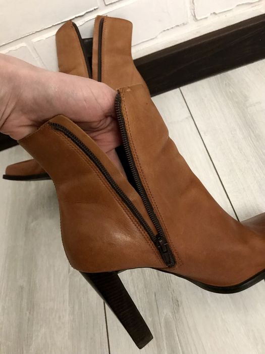 Шкіряні ботінки