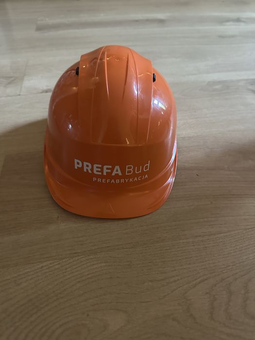 Kask budowlany pomaranczowy