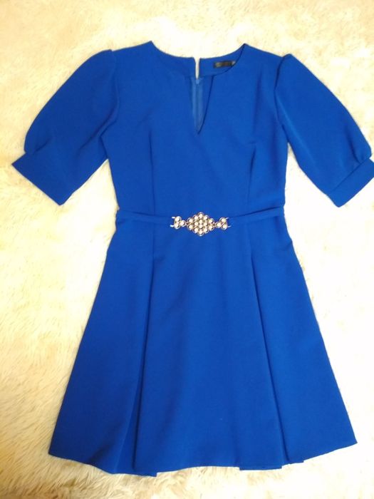 Продам нарядное платье