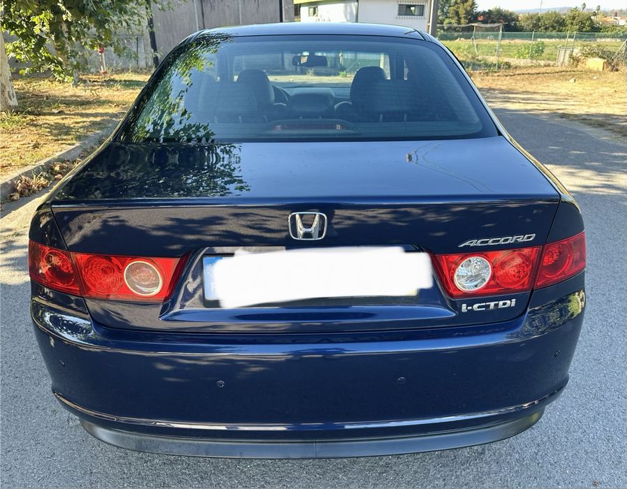 Honda Accord — fotografia 4