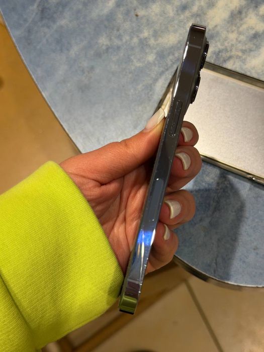 Айфон 13 pro продам