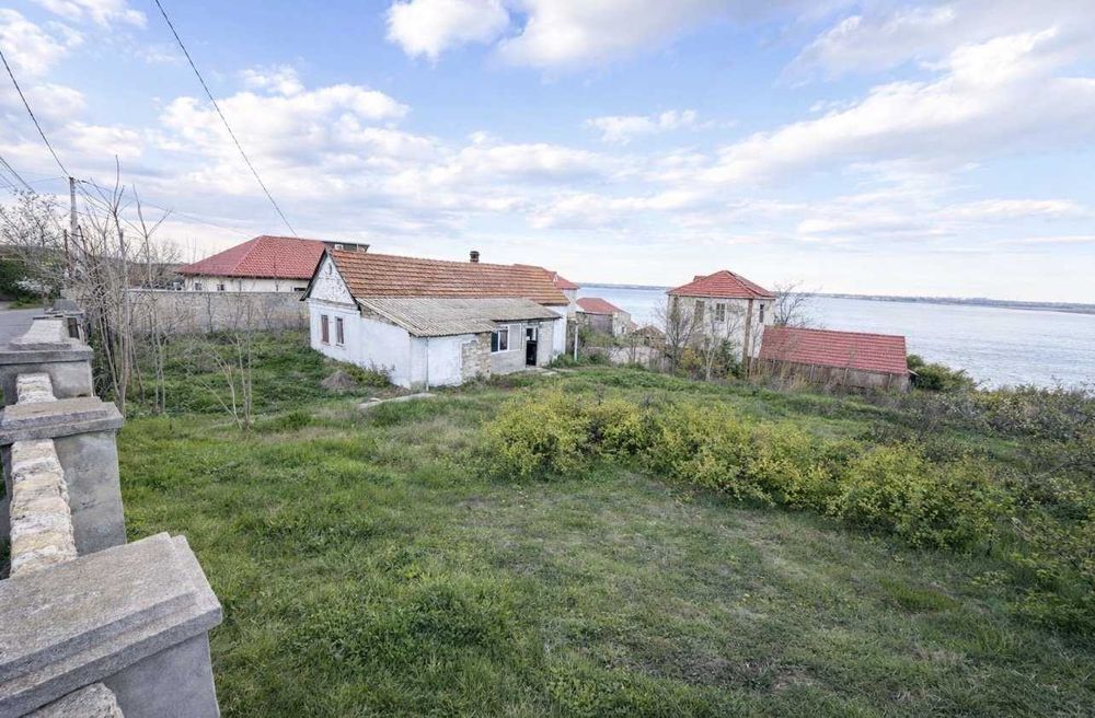 Продам дом с участком с видом на лиман!