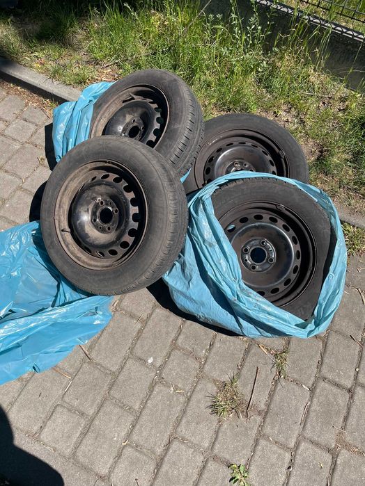Opony letnie na kołach 165/70 R14