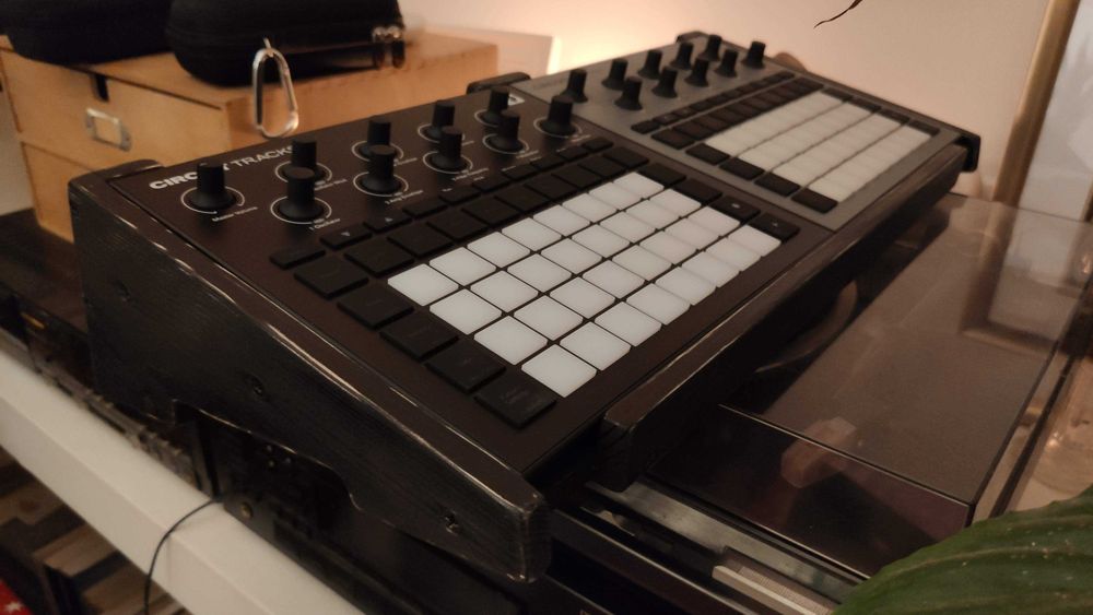 Bundle: Novation Circuit Tracks + Novation Circuit Rhythm + Case UDG
