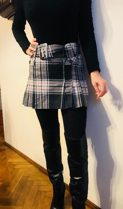 Spódnica mini, rozmiar S, w kratkę, plisowana szara