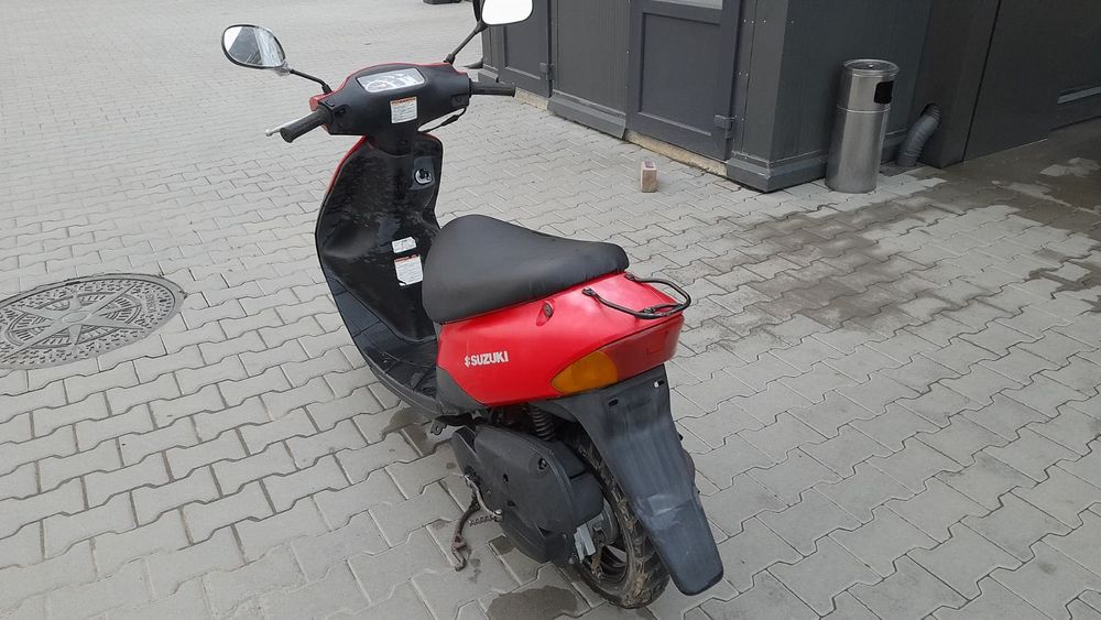 Скутер Suzuki lets 2