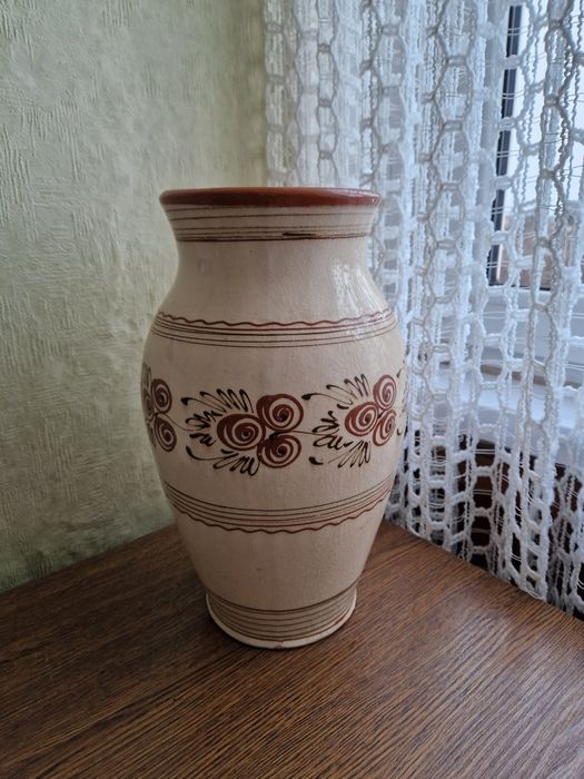 Wazon zdobione z PRL