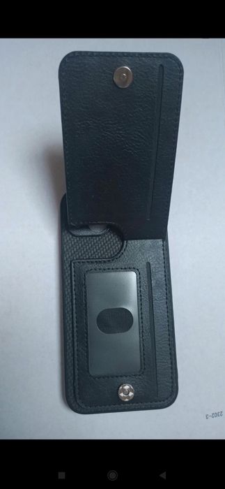 Etui karbonowe do iPhone 13. Z miejscem na dokumenty. Nowe