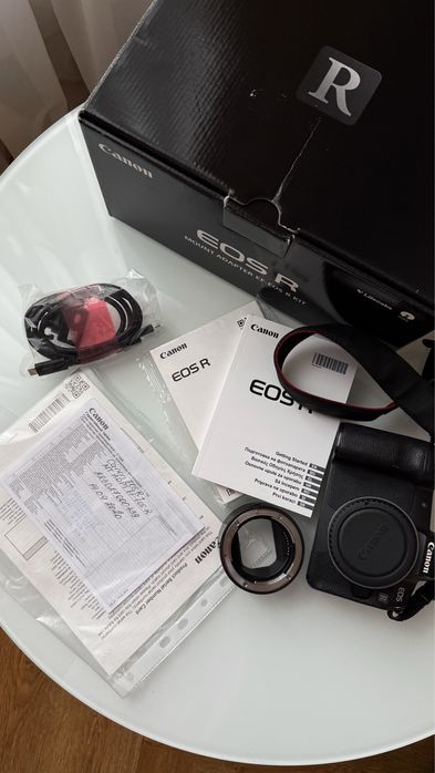 Canon EOS R + adapter