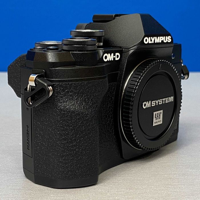 Olympus OM-D E-M10 Mark IV | 20.3MP | NOVA | 3 ANOS DE GARANTIA