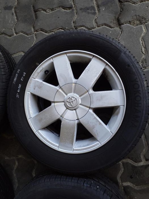 Jantes Toyota R15 Furação 4X100 Com Pneus 195/60