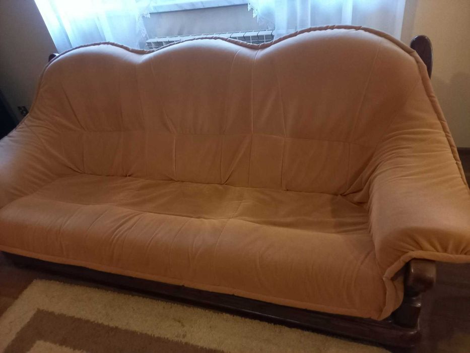 Sofa trzyosobowa, dwa fotele