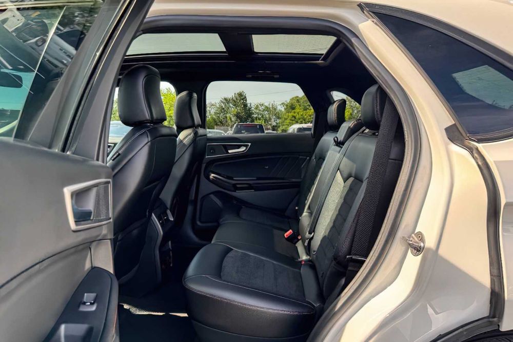 Ford Edge ST-Line      2023