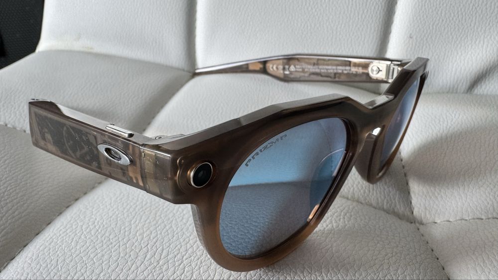 Sprzedam nowe oryginalne okulary Oakley Meta OW8002