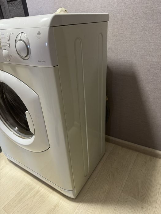 Ariston AVSL 100