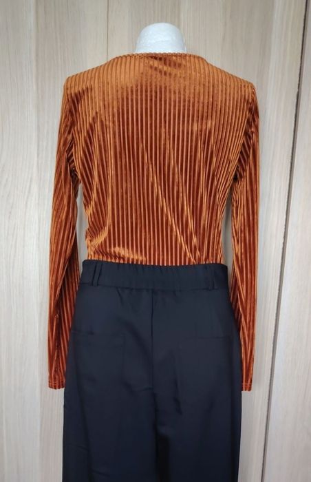 Karmelowa bluzka damska welurow S/M
