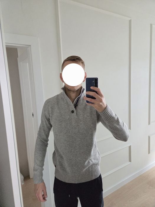 Ciepły szary sweter z domieszką wełny w składzie Reserved S