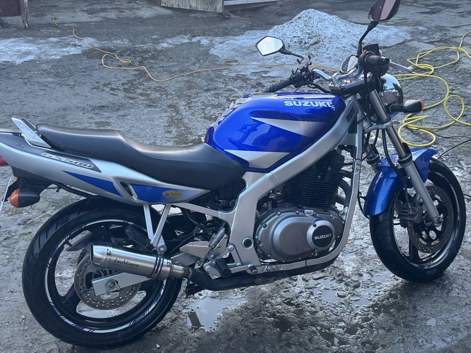 Suzuki gs 500