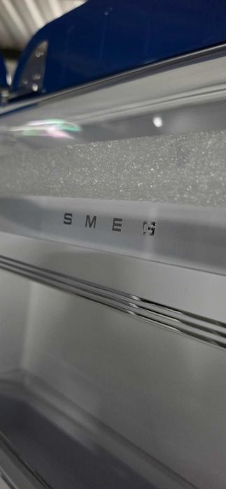 Nowa Lodówka Smeg FAB32RBE6  No Frost 196,8cm Komora świeżości. Pół ceny!!