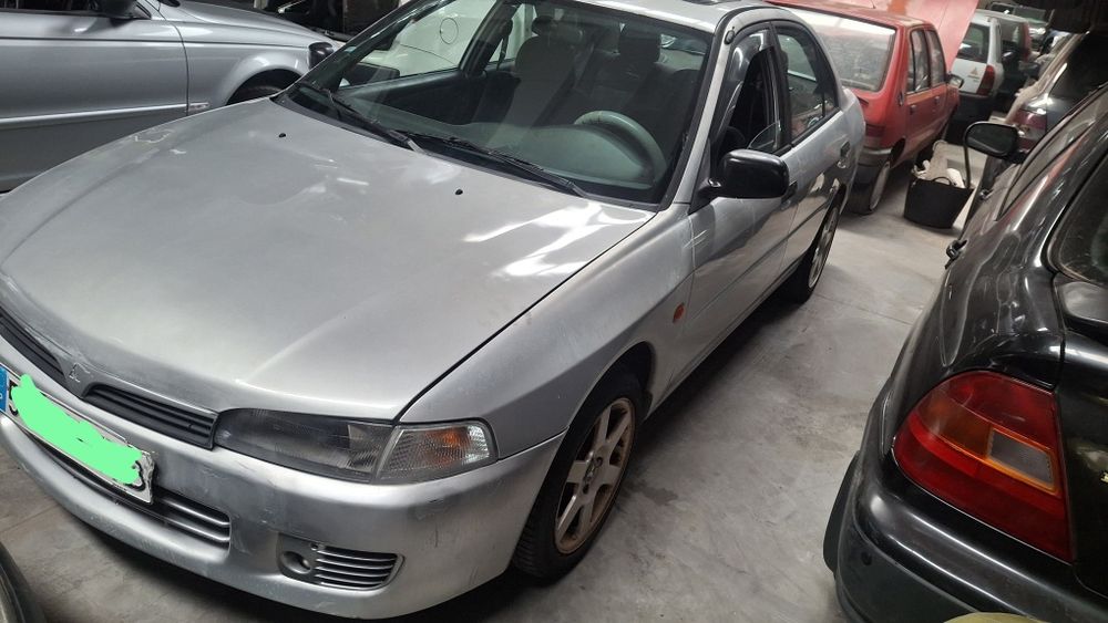 Mitsubishi lancer para peças