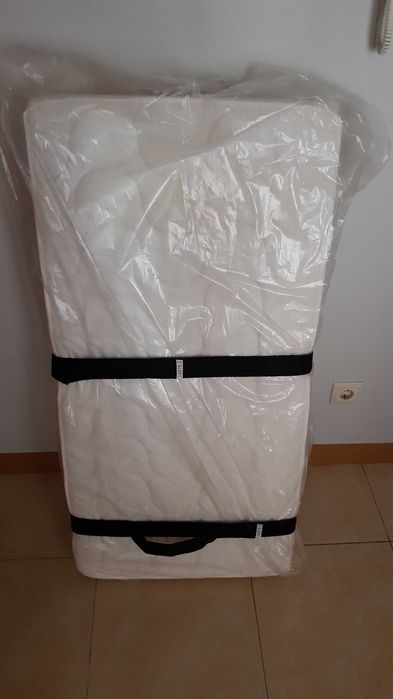 Berço (60 x 120 cm) branco + colchão (pré-natal)
