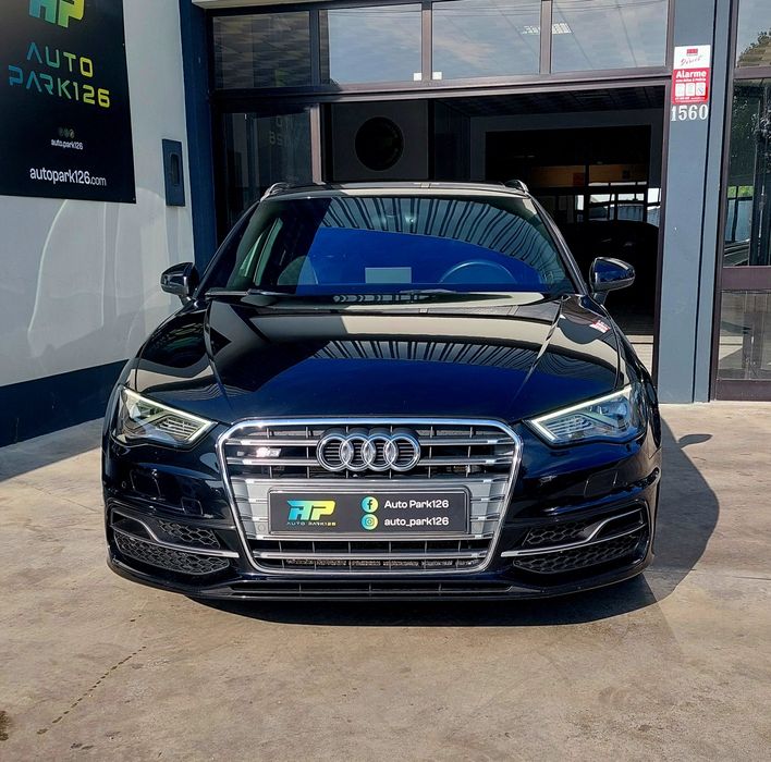 Audi S3 Quattro Sportback 2.0 TFSI 300CV S-Tronic / Panorâmico
